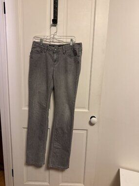 a.n.a Modern Fit Gray Wash Straight Leg Jeans Size 8